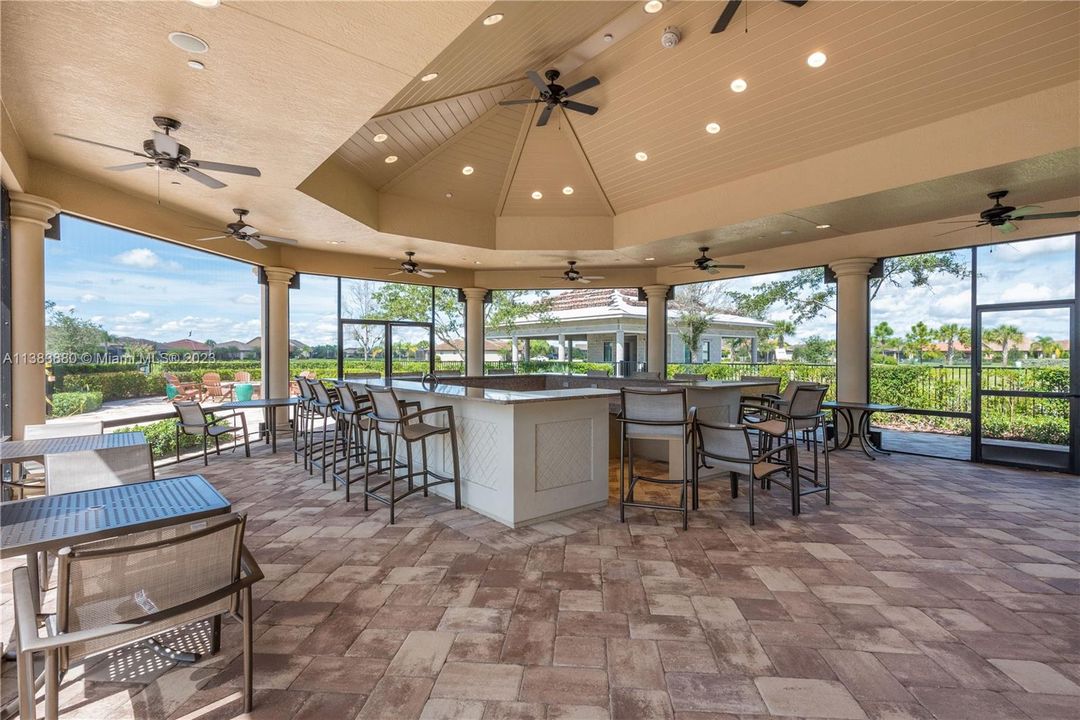 Recently Sold: $649,500 (4 beds, 2 baths, 2306 Square Feet)