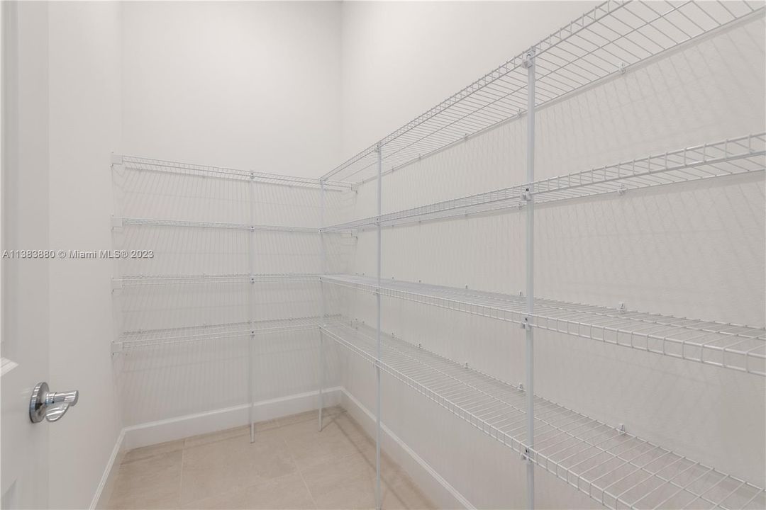 Recently Sold: $649,500 (4 beds, 2 baths, 2306 Square Feet)