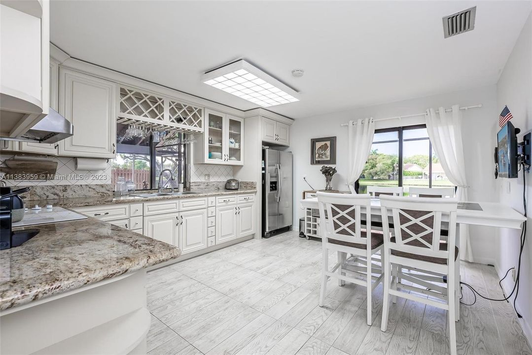 Recently Sold: $685,000 (3 beds, 2 baths, 1547 Square Feet)