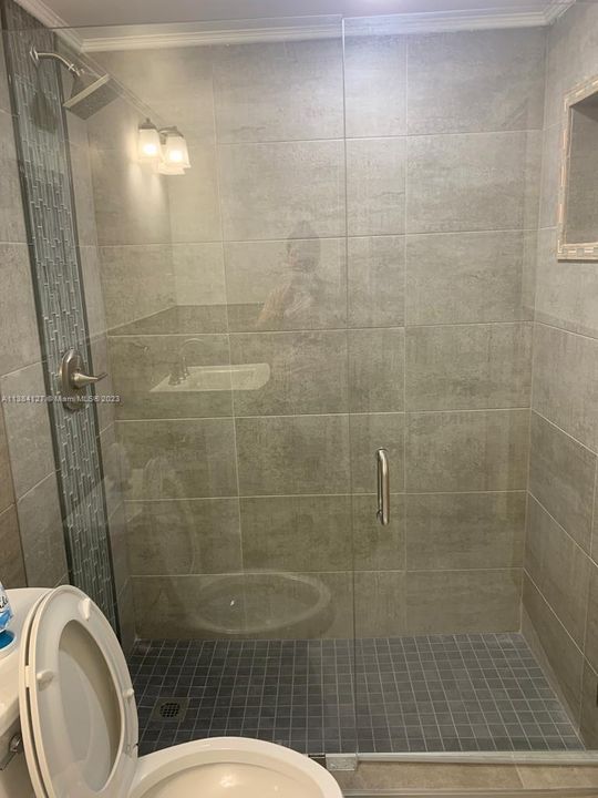 Vendido Recientemente: $439,500 (4 camas, 3 baños, 1960 Pies cuadrados)