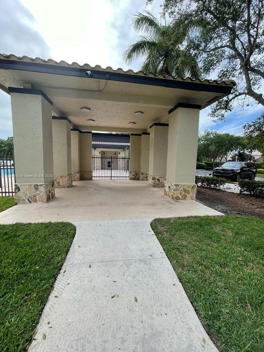 Recently Sold: $1,099,000 (5 beds, 3 baths, 2798 Square Feet)