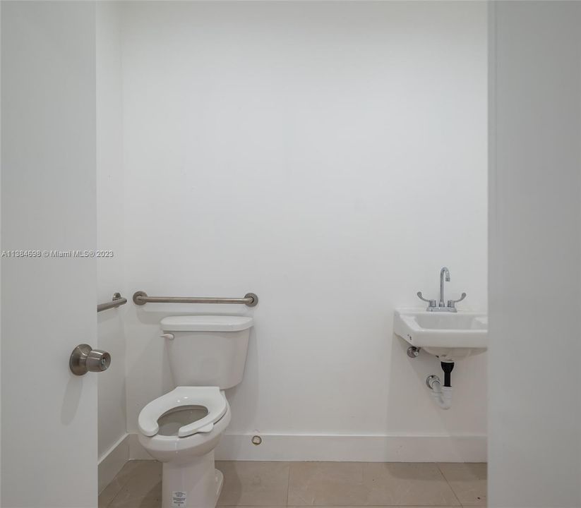 Recently Sold: $2,000,000 (0 beds, 0 baths, 0 Square Feet)