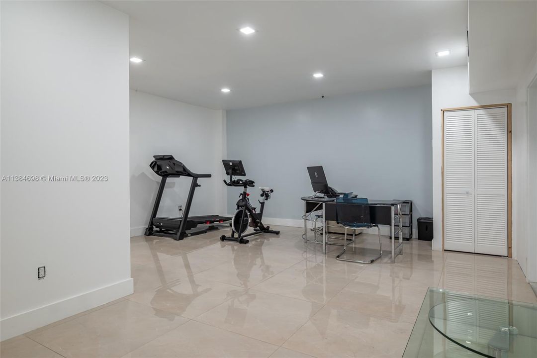 Recently Sold: $2,000,000 (0 beds, 0 baths, 0 Square Feet)