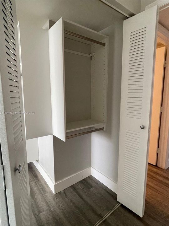 Vendido Recientemente: $287,500 (2 camas, 2 baños, 1065 Pies cuadrados)