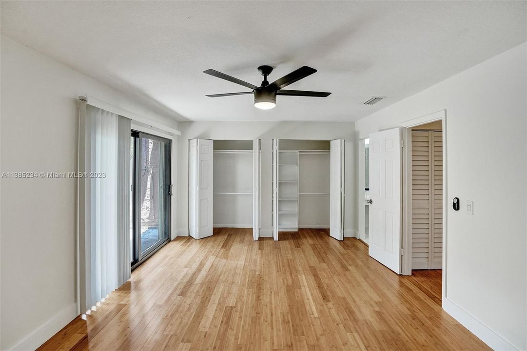 最近售出: $345,000 (3 贝兹, 2 浴室, 1590 平方英尺)