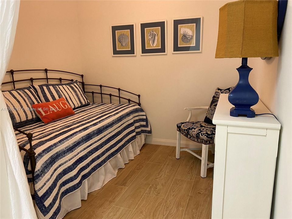 Недавно арендовано: $2,700 (2 спален, 2 ванн, 1989 Квадратных фут)