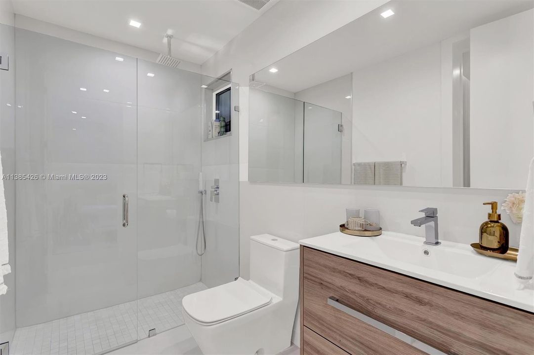 Недавно арендовано: $35,000 (7 спален, 7 ванн, 4565 Квадратных фут)