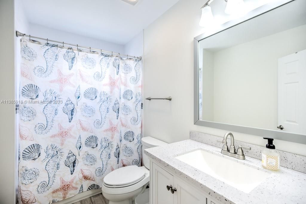 最近售出: $615,000 (2 贝兹, 2 浴室, 1220 平方英尺)