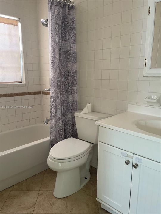 Недавно арендовано: $3,200 (2 спален, 2 ванн, 3364 Квадратных фут)