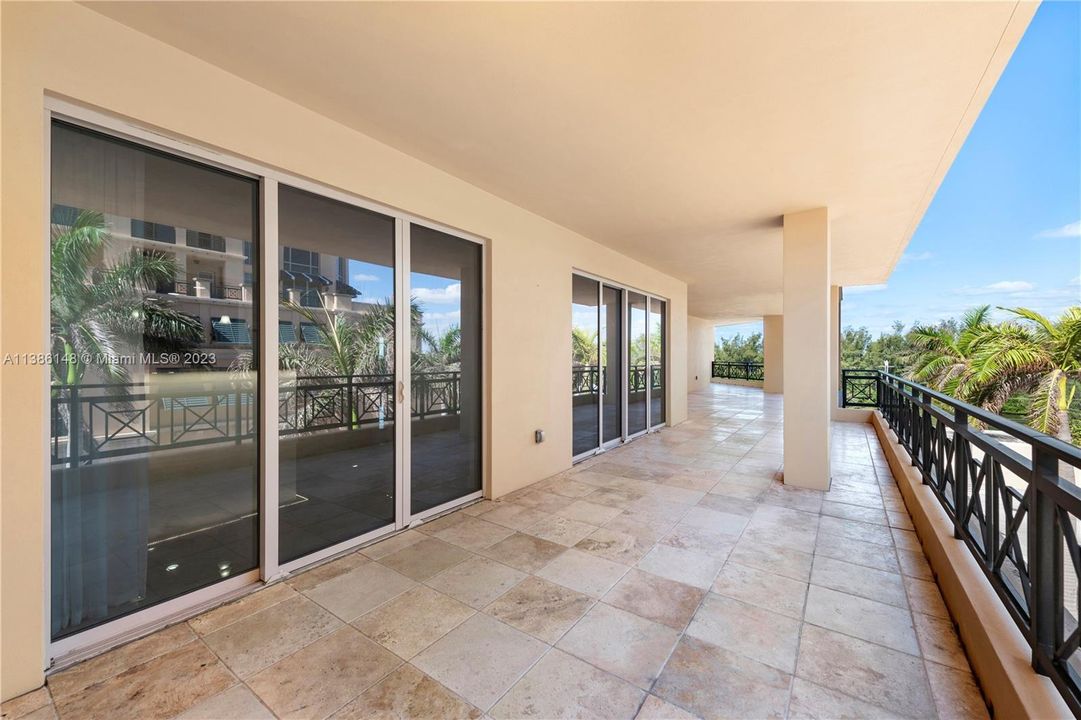 Recently Sold: $1,699,000 (3 beds, 2 baths, 3161 Square Feet)