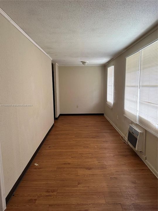 For Rent: $1,100 (1 beds, 1 baths, 0 Square Feet)