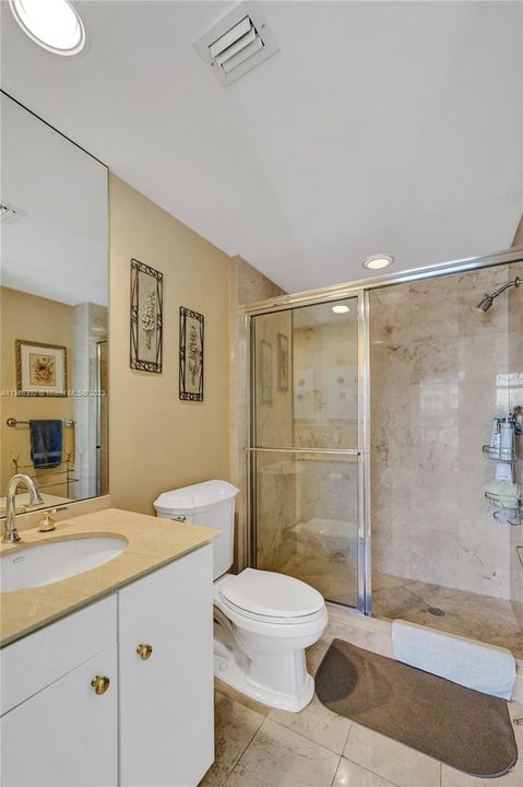 最近售出: $2,150,000 (3 贝兹, 4 浴室, 1930 平方英尺)