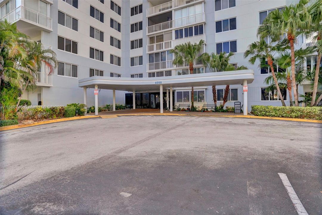 Recently Sold: $199,000 (1 beds, 1 baths, 844 Square Feet)