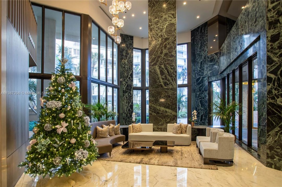 最近售出: $1,150,000 (2 贝兹, 2 浴室, 2018 平方英尺)