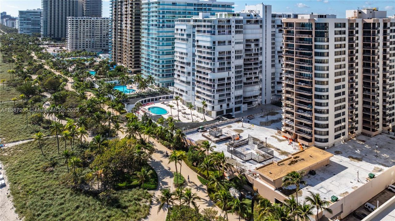 最近售出: $1,150,000 (2 贝兹, 2 浴室, 2018 平方英尺)