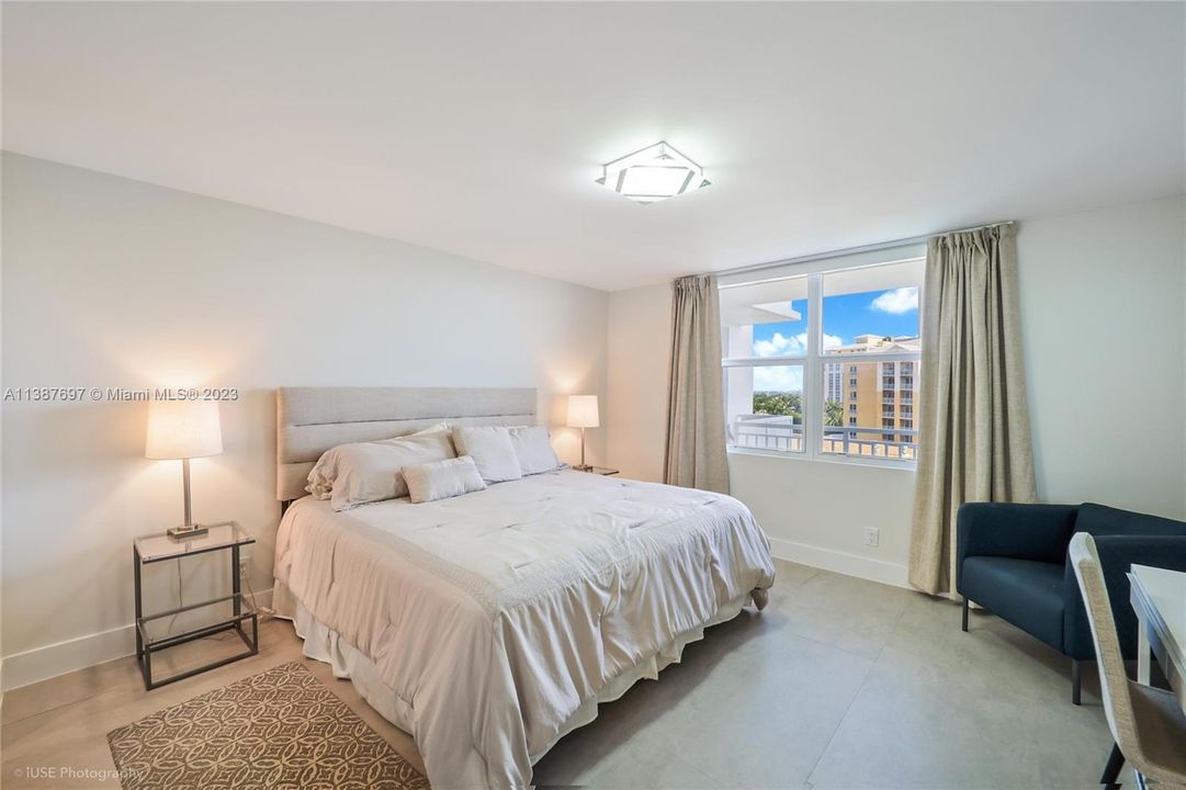 Recientemente alquilado: $8,750 (2 camas, 2 baños, 1496 Pies cuadrados)