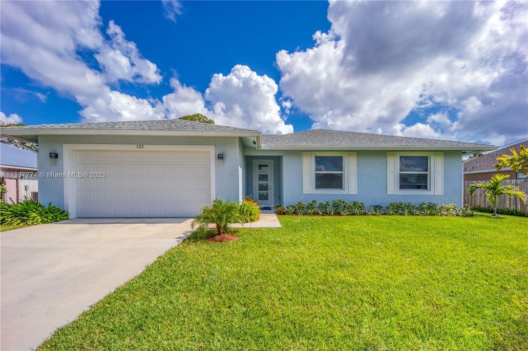 Vendido Recientemente: $469,900 (3 camas, 2 baños, 2125 Pies cuadrados)