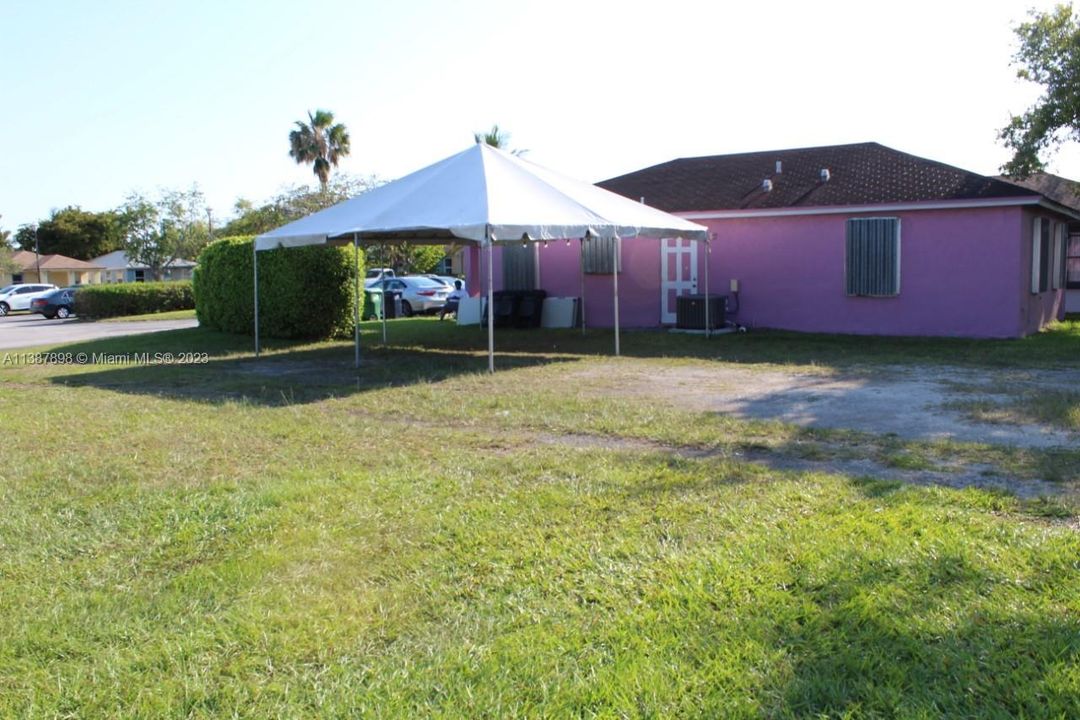 Recently Sold: $70,000 (2,205 sqft)