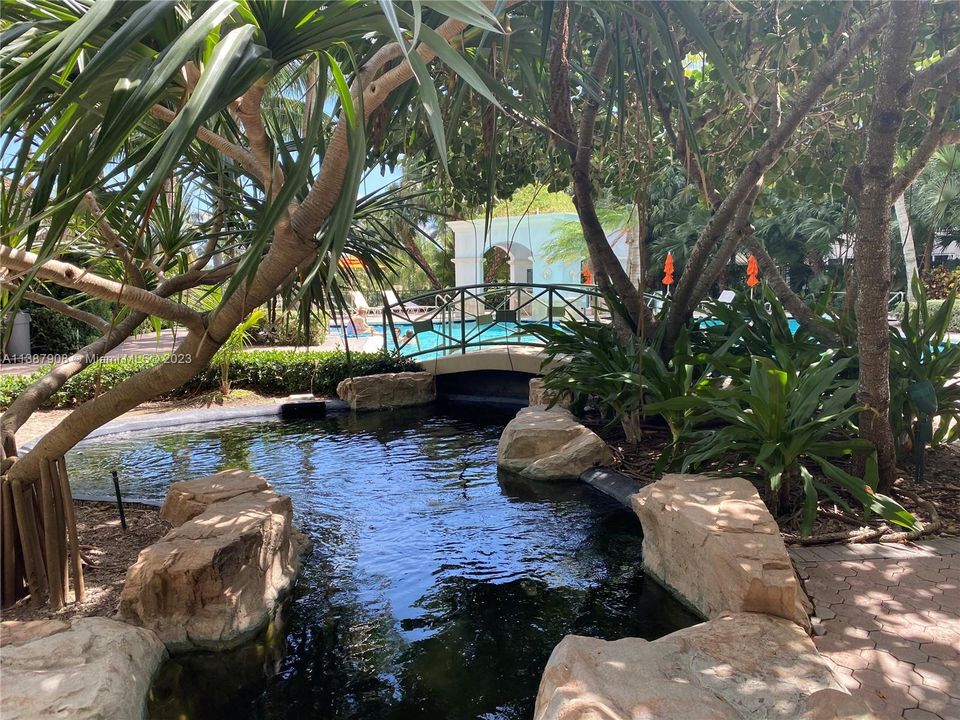 Recently Rented: $2,390 (1 beds, 1 baths, 860 Square Feet)