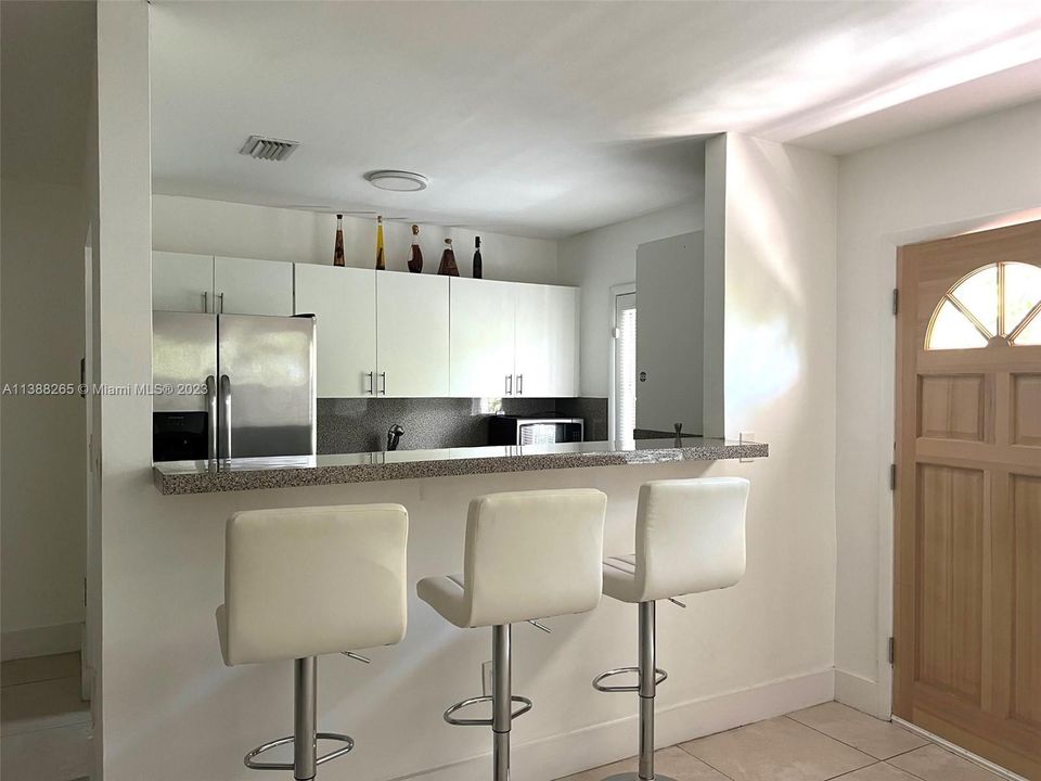 Недавно арендовано: $1,600 (1 спален, 1 ванн, 650 Квадратных фут)