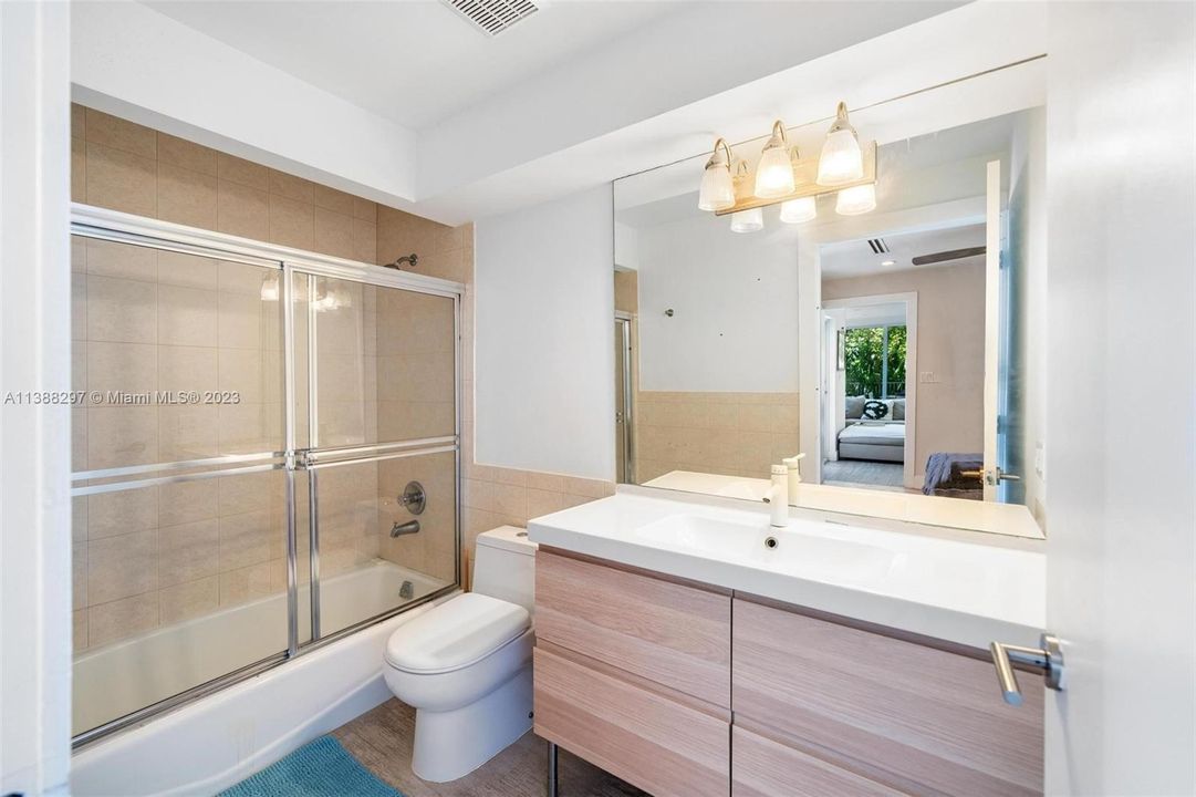 Недавно арендовано: $19,500 (5 спален, 5 ванн, 4600 Квадратных фут)
