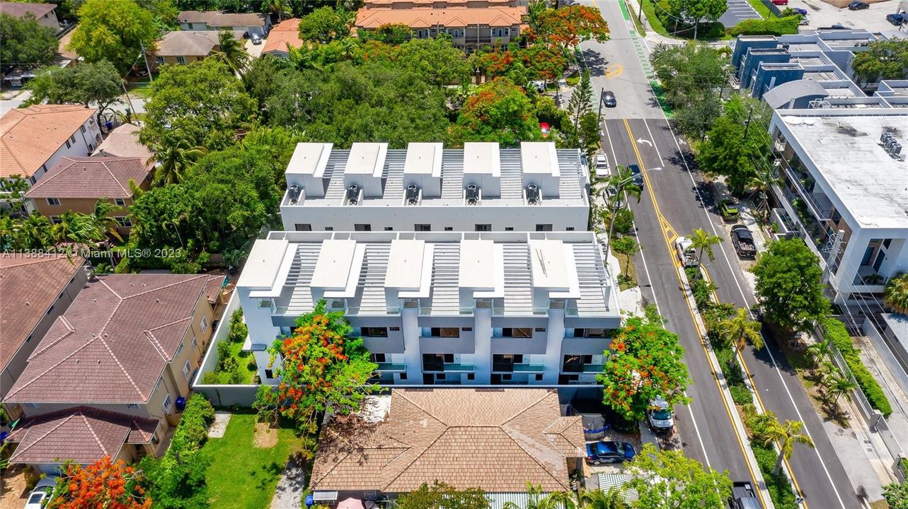 最近售出: $17,500,000 (0 贝兹, 0 浴室, 0 平方英尺)