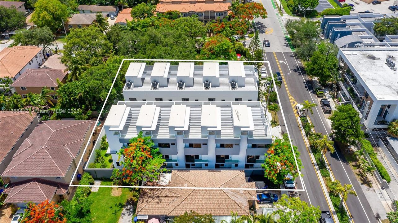 最近售出: $17,500,000 (0 贝兹, 0 浴室, 0 平方英尺)