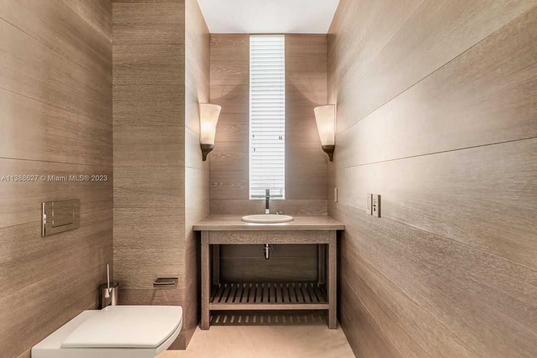 Recently Rented: $57,500 (4 beds, 3 baths, 4154 Square Feet)