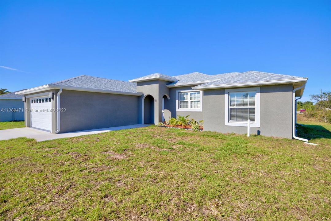 Recently Sold: $320,000 (3 beds, 2 baths, 1521 Square Feet)