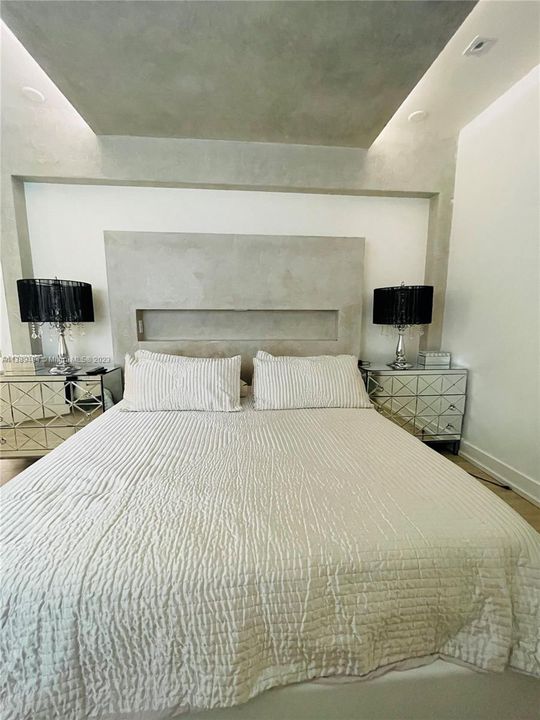 最近售出: $695,000 (3 贝兹, 2 浴室, 1780 平方英尺)