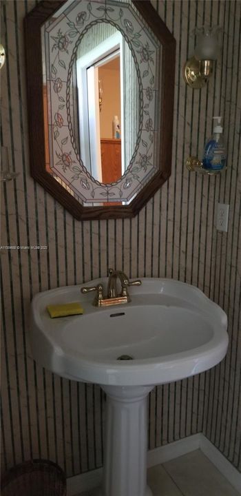 Recientemente alquilado: $2,800 (3 camas, 2 baños, 1525 Pies cuadrados)