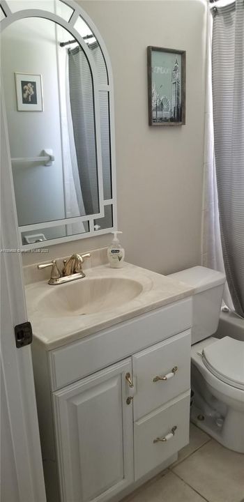 Recientemente alquilado: $2,800 (3 camas, 2 baños, 1525 Pies cuadrados)