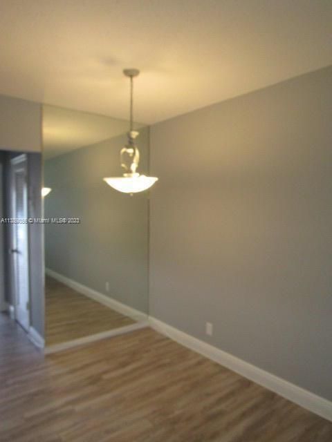 For Sale: $150,000 (1 beds, 1 baths, 615 Square Feet)