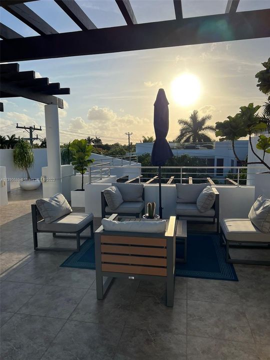 Recently Rented: $18,000 (4 beds, 3 baths, 2448 Square Feet)