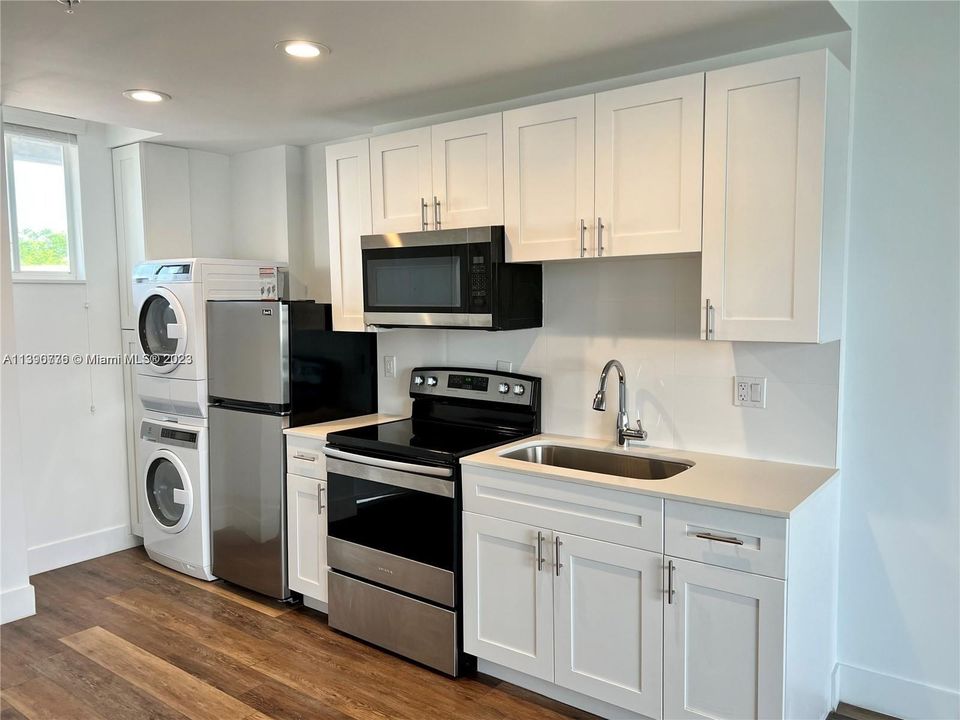 Недавно арендовано: $1,800 (0 спален, 1 ванн, 510 Квадратных фут)