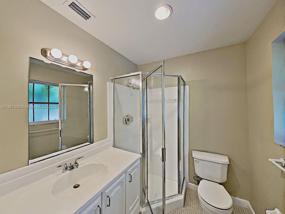 最近租的: $4,175 (4 贝兹, 2 浴室, 1971 平方英尺)