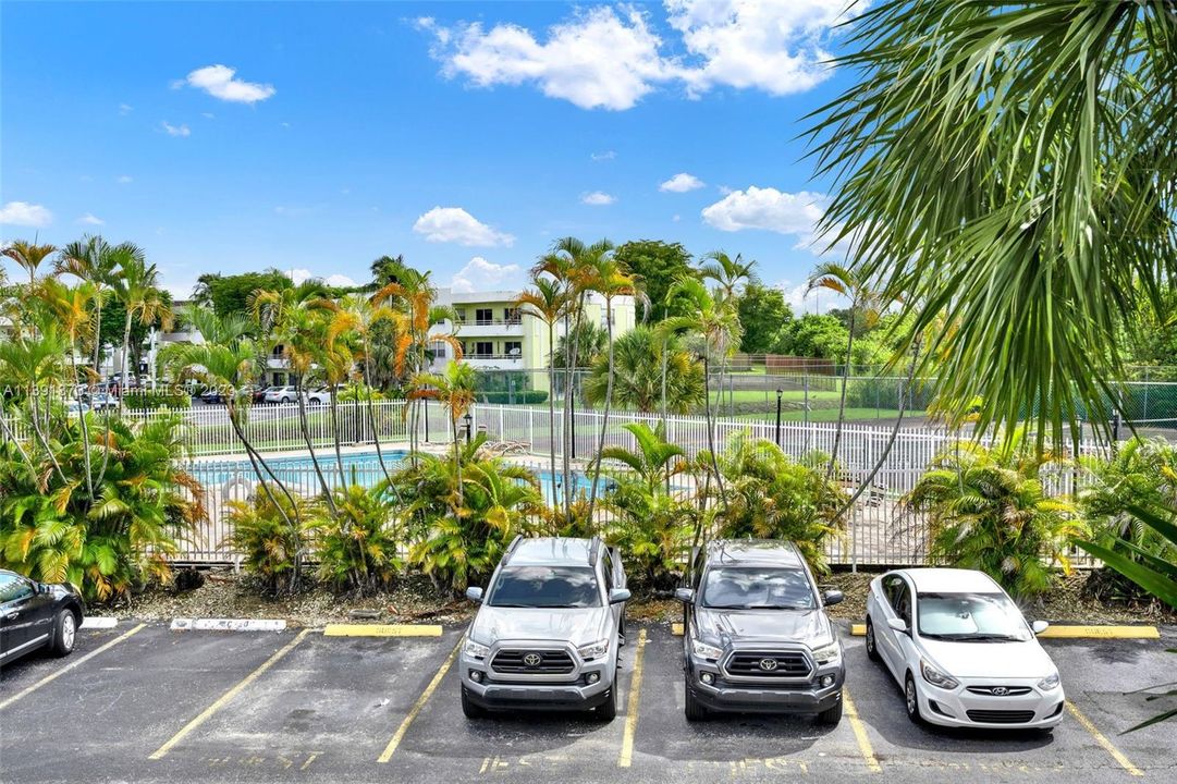 Недавно продано: $265,000 (2 спален, 2 ванн, 936 Квадратных фут)