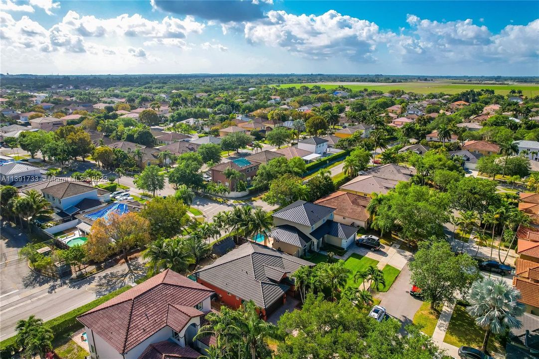 最近租的: $1,500 (1 贝兹, 1 浴室, 2193 平方英尺)