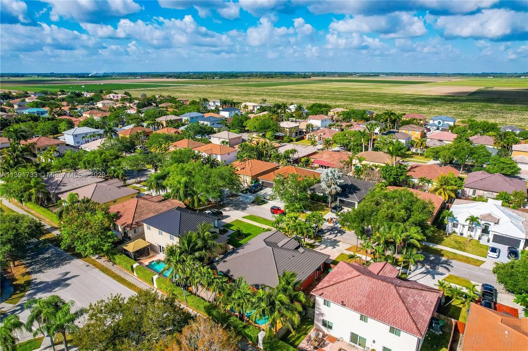 最近租的: $1,500 (1 贝兹, 1 浴室, 2193 平方英尺)