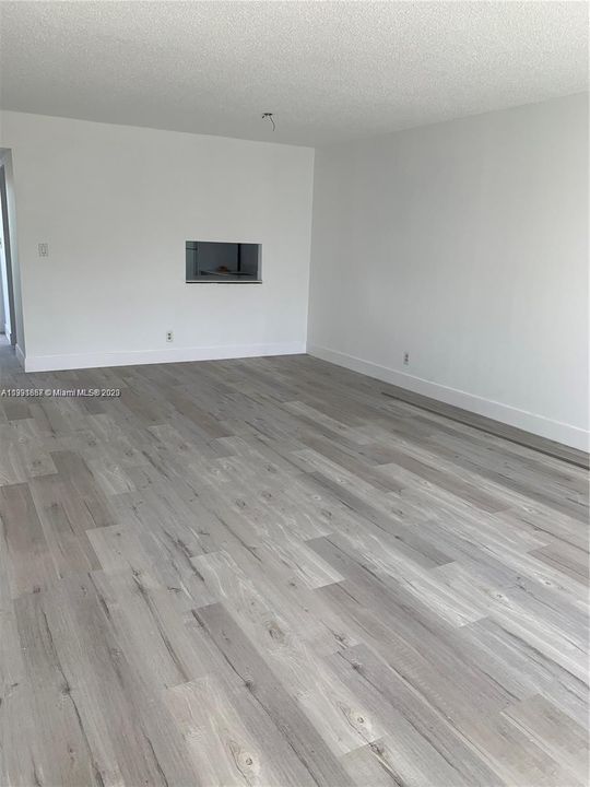 Recently Sold: $225,000 (1 beds, 1 baths, 790 Square Feet)