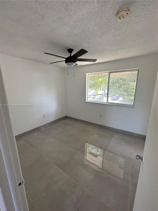 Recently Rented: $2,850 (3 beds, 2 baths, 1010 Square Feet)