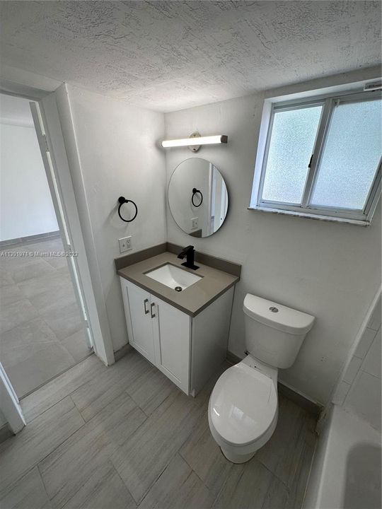 Recently Rented: $2,850 (3 beds, 2 baths, 1010 Square Feet)