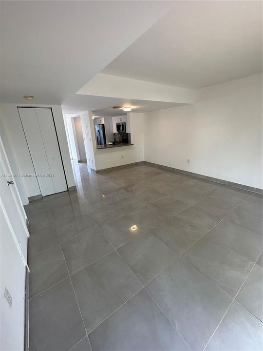 Recently Rented: $2,850 (3 beds, 2 baths, 1010 Square Feet)