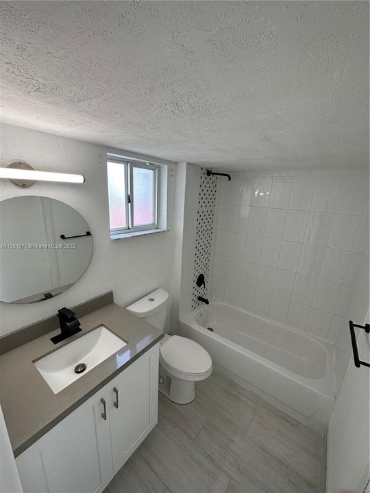 Recently Rented: $2,850 (3 beds, 2 baths, 1010 Square Feet)