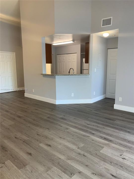 Recently Sold: $248,500 (2 beds, 2 baths, 1096 Square Feet)