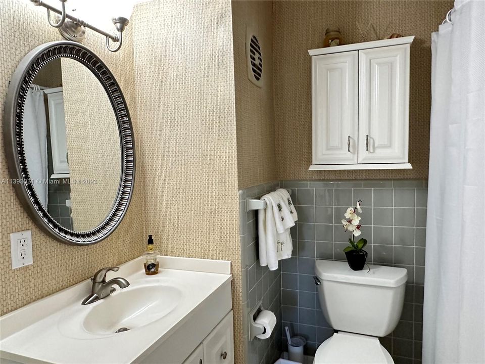 Недавно продано: $239,999 (1 спален, 1 ванн, 700 Квадратных фут)