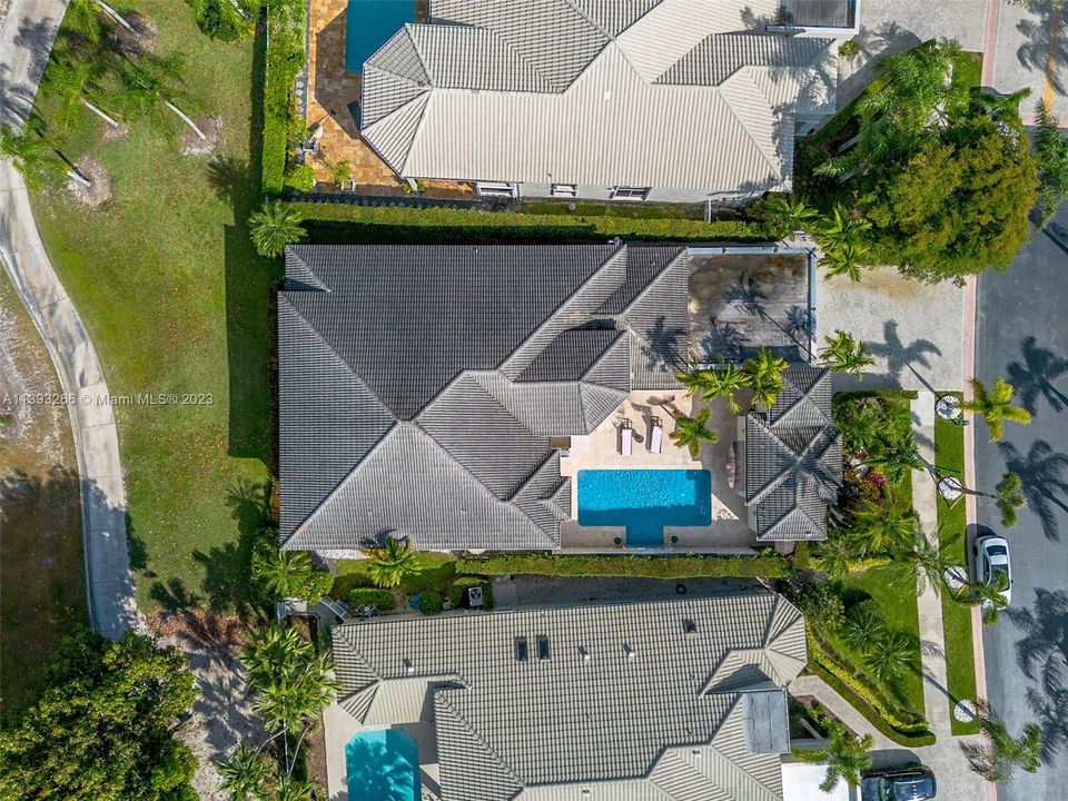 Recently Sold: $1,978,000 (5 beds, 5 baths, 4279 Square Feet)