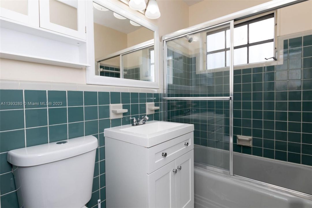 Недавно арендовано: $3,400 (3 спален, 2 ванн, 1391 Квадратных фут)