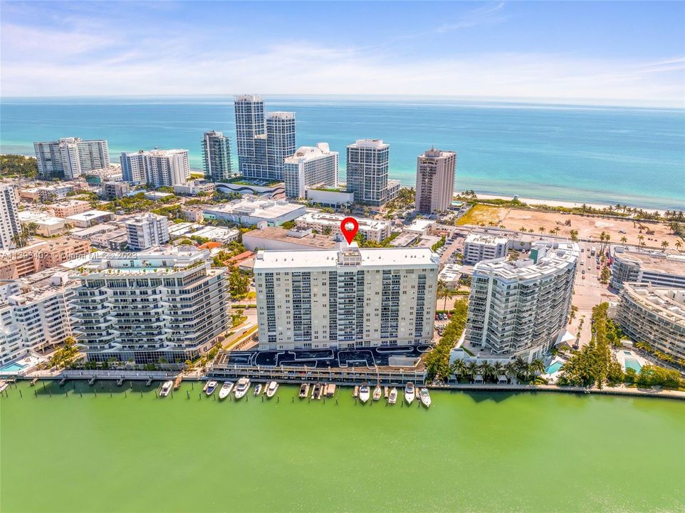 Recently Sold: $475,000 (1 beds, 1 baths, 910 Square Feet)