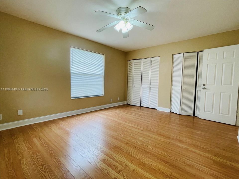 Recently Rented: $3,500 (3 beds, 2 baths, 1472 Square Feet)